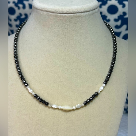 Hand Crafted Jewelry - Beautiful Vintage Pearl & Hematite Stone Beaded Freshwater Pearls Choker